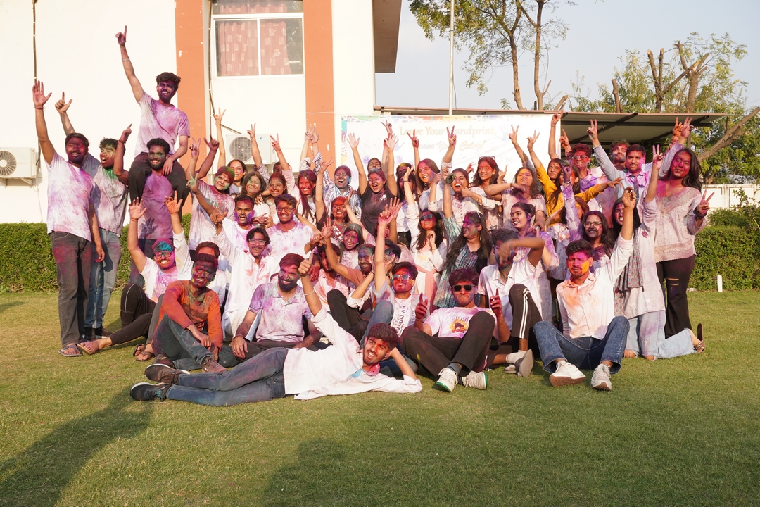 Holi Celebration - Rang De Poddar